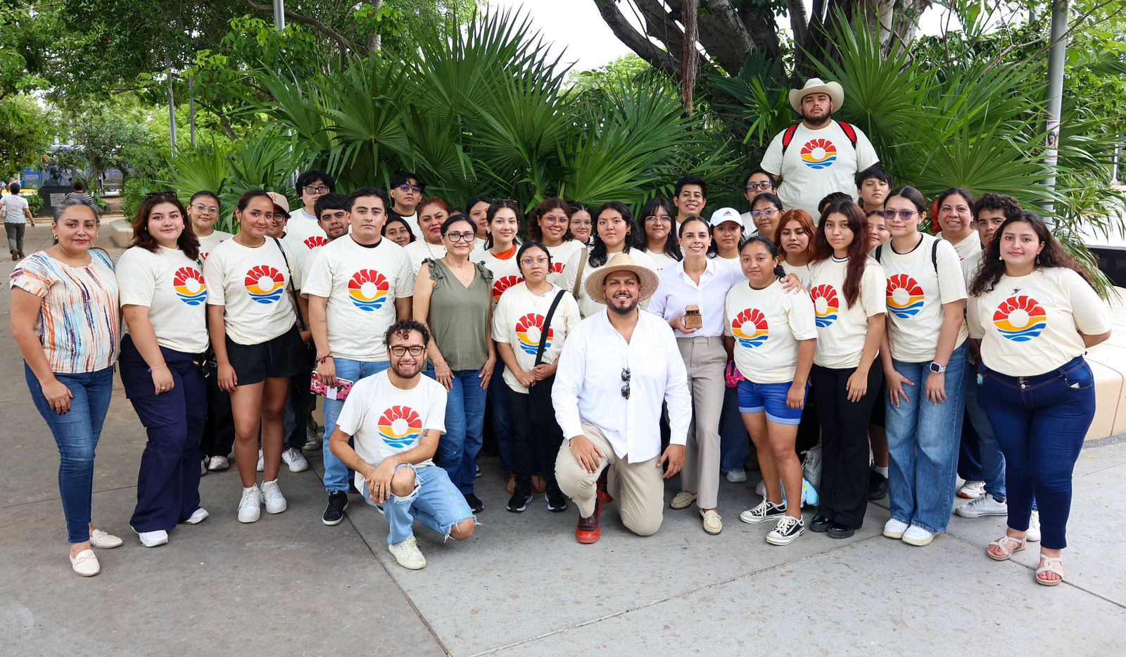 uploads/6/32/01 (2312).Jpeg